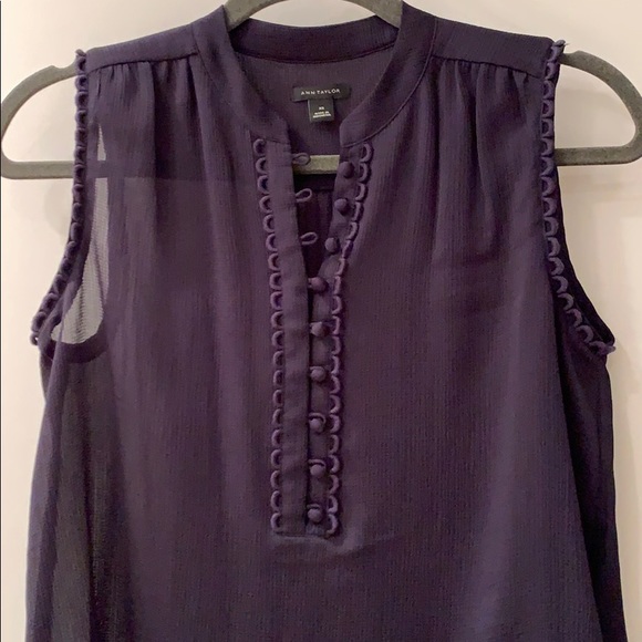 *NWOT* Ann Taylor Hook Button Sleeveless - Picture 1 of 3